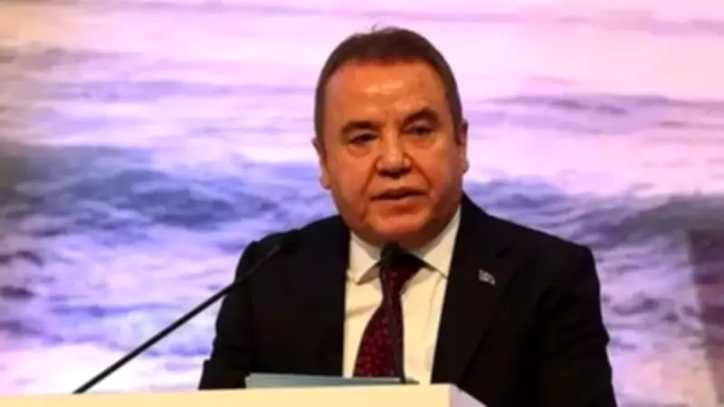 Muhittin Böcek'in Yakını Yellice Gözaltından Adliyeye Sevk Edildi