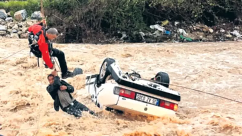 Muğla'da Sele Kapılan Araçta Bir Kişi Hayatını Kaybetti