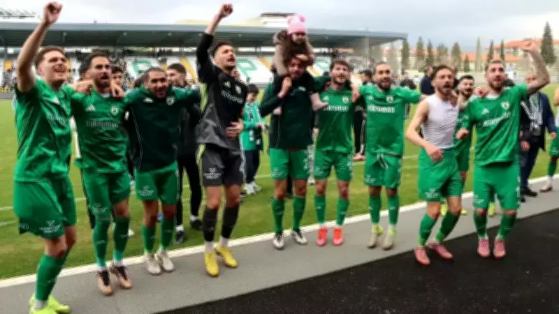 Muğlaspor Teknik Direktörü Besim Durmuş'tan Taraftara Çağrı: Şampiyonluğa Yürüyoruz