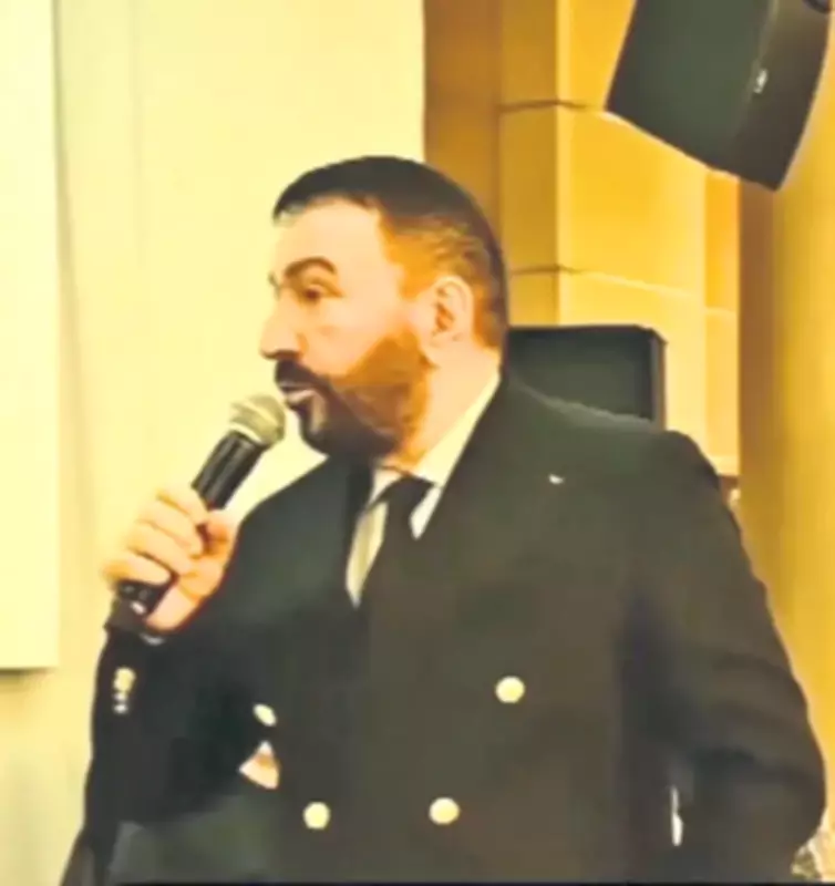 Mustafa Topaloğlu'nun Sahne Terki: Sanatçı Onuruna Saygı Duruşu