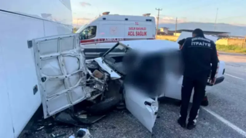 Nazilli'de Otobüs-Otomobil Çarpışması: 1 Kişi Hayatını Kaybetti