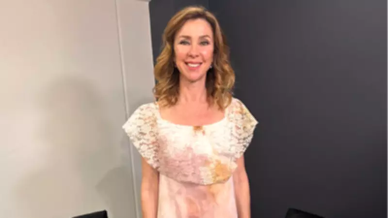 İnci Türkay: 'Kolay Pes Etmem' Dedi, Tek Kişilik Oyunuyla İstanbul'da Sahne Aldı