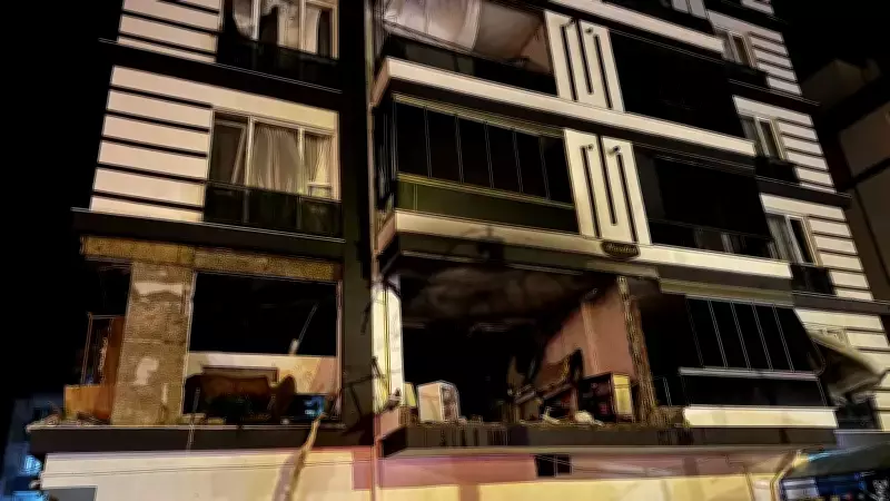 Niğde'de Doğal Gaz Patlaması: 12 Kişi Yaralandı, Apartmanda Büyük Hasar