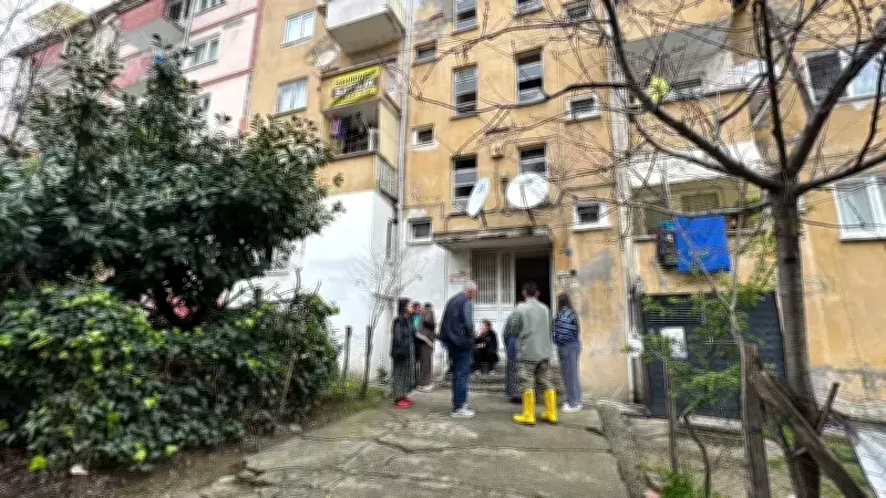 Çocuğun Çakmakla Oynaması Yangına Neden Oldu, İki Kişi Hastanelik Oldu