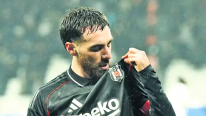 Orkun Kökçü, Arne Slot ve Büyük Kulüplerin Transfer Taleplerini Geri Çevirdi