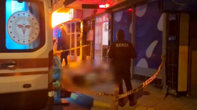 Çorum'da 82 Yaşındaki Adam Apartmanın 3. Katından Düşerek Hayatını Kaybetti