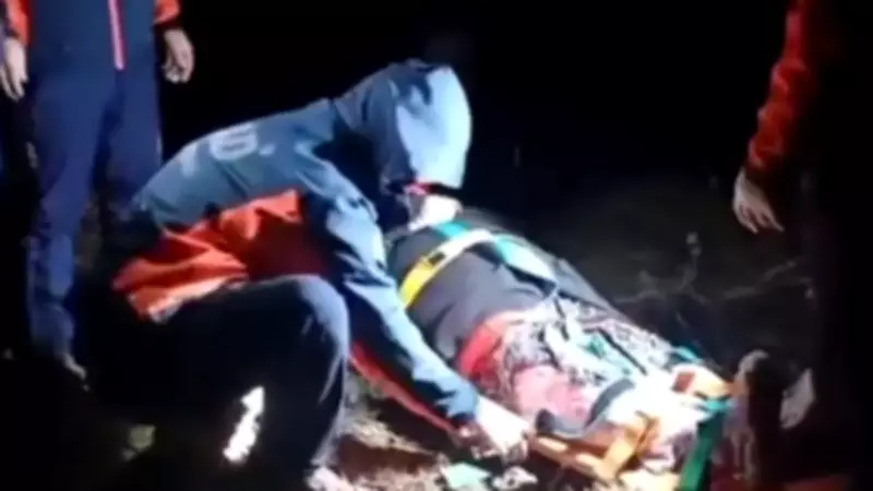 Çorum'da Çamura Saplanan Aile AFAD'ın 8 Saatlik Zorlu Operasyonuyla Kurtarıldı