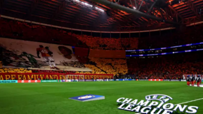 Osimhen Gözyaşlarına Hakim Olamadı! Galatasaray Taraftarından Duygu Yüklü Koreografi