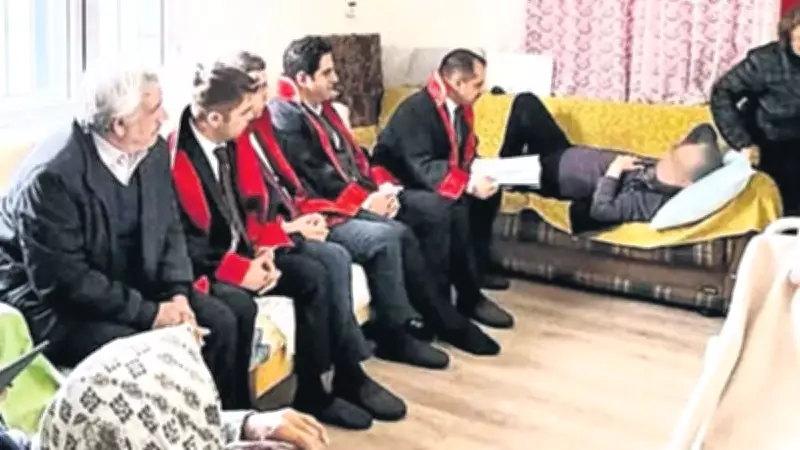 Osmaniye'de Mahkeme Heyeti Yatalak Hastanın Evine Taşındı