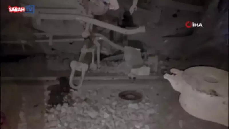 Pakistan'da Yolcu Treni Raydan Çıktı: 26 Yaralı, 5 Vagon Devrildi