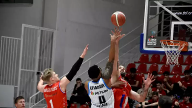 Petkimspor, Büyükçekmece'ye Yenilerek Düşme Korkusu Yaşıyor