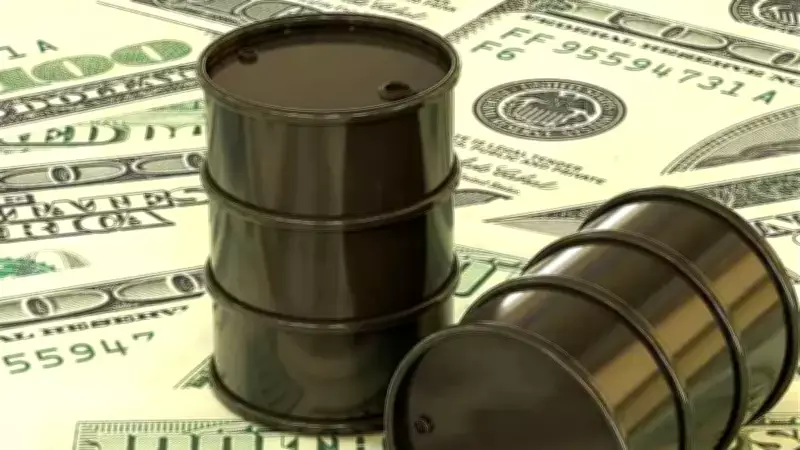 Petrol Fiyatları Dalgalandı: Brent Varili 99,52 Dolar Seviyesine Yükseldi