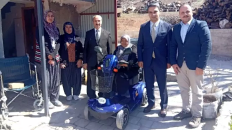 Pozantı'da Mahalle Dayanışması: Engelli Vatandaşa Akülü Sandalye Hediye Edildi