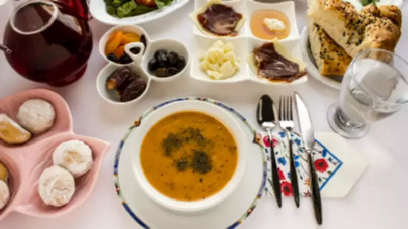 Ramazan'da İftar Sıralamasına Dikkat! Uzmanlar İlk Lokma İçin Kritik Uyarıda Bulundu