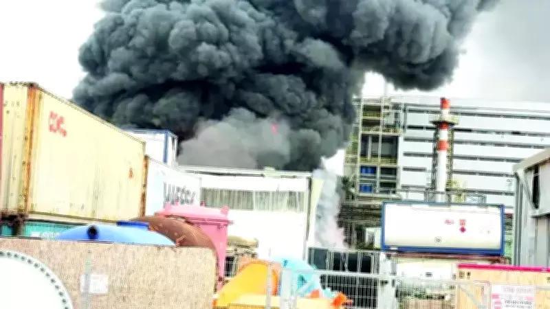 İran Füzesi İsrail'de Kimyasal Tesisi Vurdu: Zehirli Gaz Tehlikesi