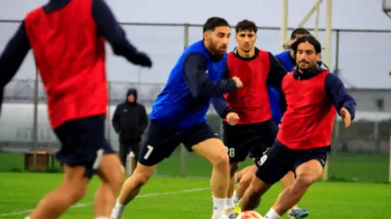 İran Milli Takımı Antalya'da Kampa Girdi, 2026 Dünya Kupası Belirsizliği Sürüyor