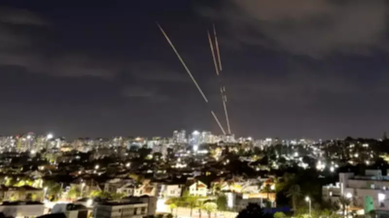 İran Ordusu Dubai ve Doha'da Tahliye Uyarısı Yaptı: ABD Askeri Varlığı Hedef Alınabilir