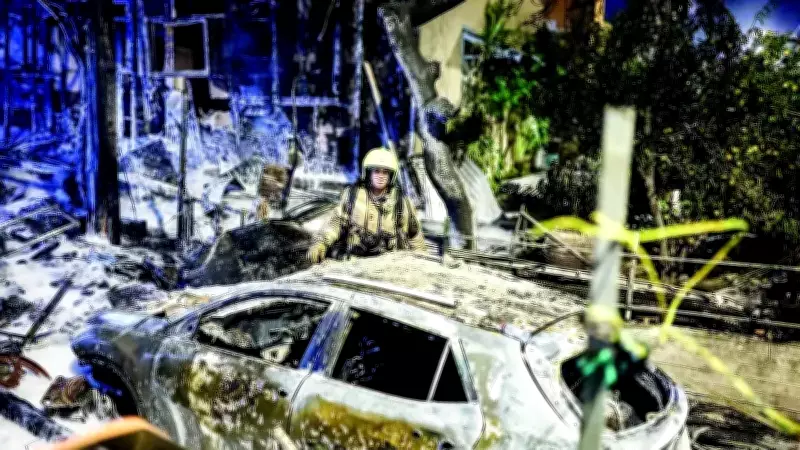 İran'dan İsrail'e Füze Saldırısı: Başbakanlık Ofisi Yakınına Şarapnel Düştü