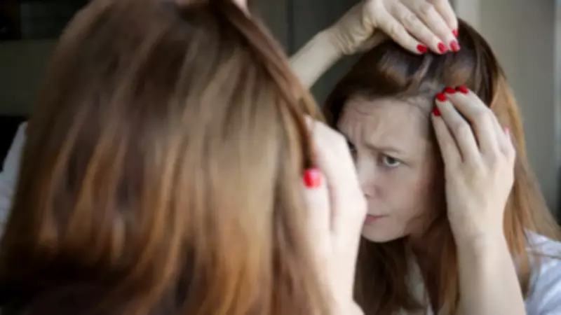 Saç Seyrelmesinin Sinsi İşaretleri: Ay Kuyruğunuz Ele Verebilir