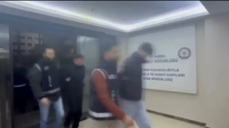 Sahte Belgelerle Oturum İzni Aldırmaya Çalışan 4 Firmaya Büyük Operasyon