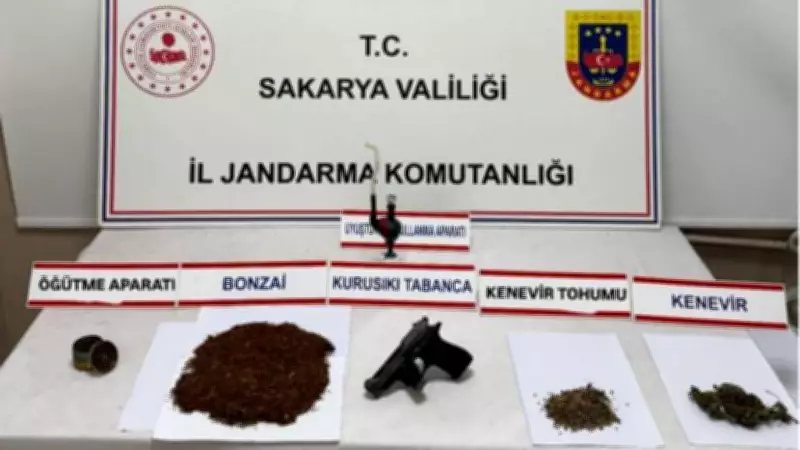 Sakarya'da Uyuşturucu Operasyonu: 2 Şüpheli Tutuklandı, 835 Gram Madde Ele Geçirildi