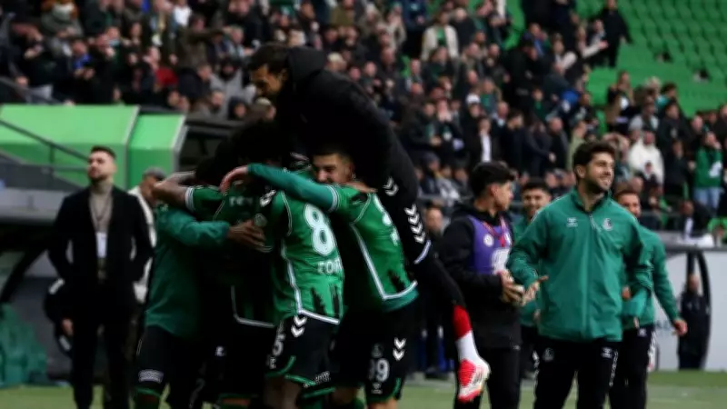 Sakaryaspor, Van Spor FK'yı Son Dakika Golüyle 2-1 Mağlup Etti