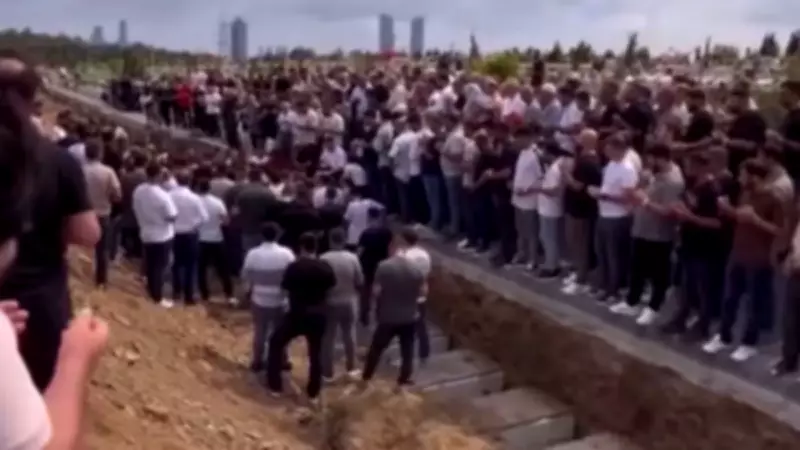 Sarıyer'de Mezarlıkta Çıkan Silahlı Çatışmada Ölü Sayısı 2'ye Yükseldi