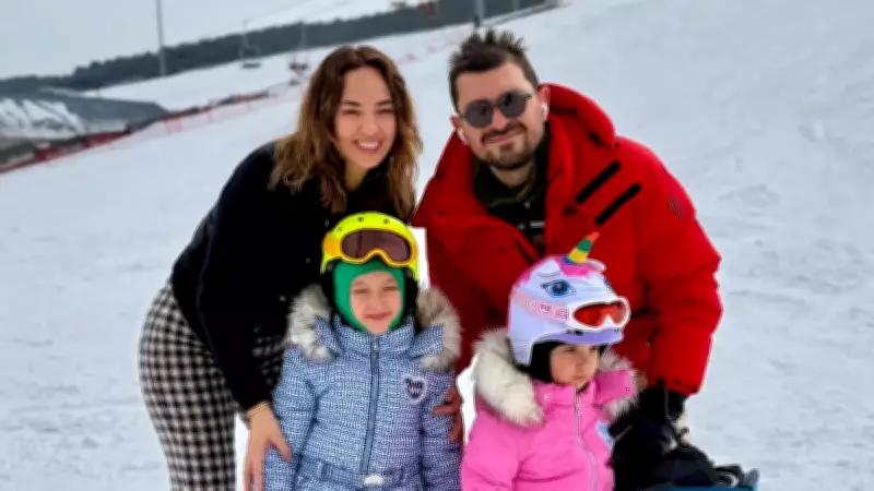 Seda Bakan, Bayram Tatilini Ailesiyle Kar Keyfinde Geçirdi