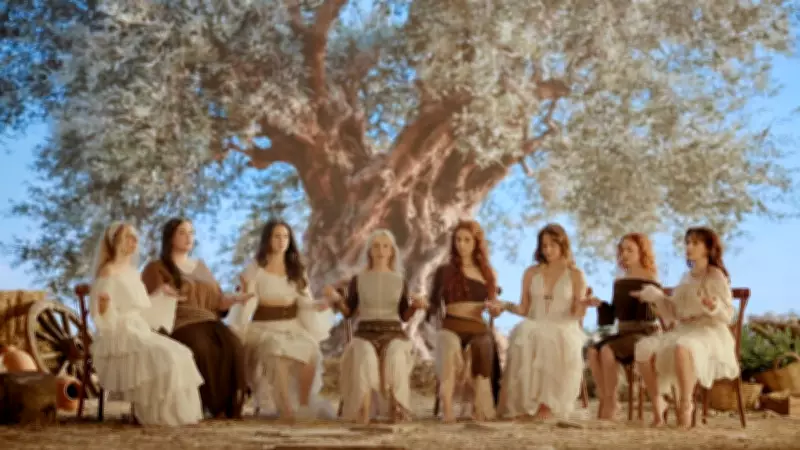 Sezen Aksu'nun 'Tuz' Şarkısı 8 Kadın Sanatçıyla 8 Mart'ta Yayınlandı