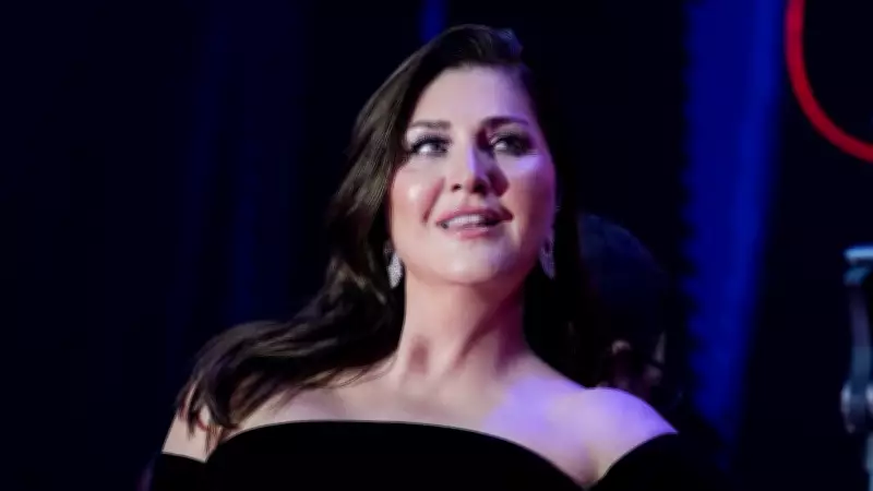 Sibel Can Kıbrıs'ta Sahne Aldı: 'Her Günümüz Bayram Neşesiyle Dolsun'