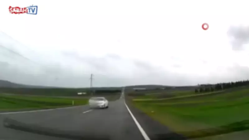 Silivri-Çerkezköy Yolunda Hatalı Sollama Kazası Araç Kamerasına Yansıdı