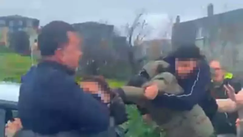 Silivri'de Ehliyet Sınavı Skandalı: Başarısız Aday ve Babası Komisyon Üyesine Saldırdı