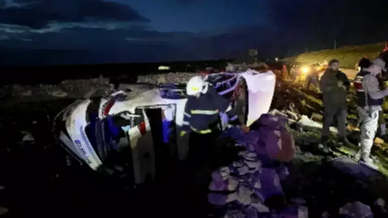 Siverek'te İki Araç Çarpıştı: 5 Yaralı, 2'si Ağır