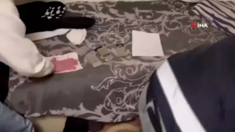 Üsküdar'da Uyuşturucu Operasyonu: Satıcı ve Müşterisi Yakalandı