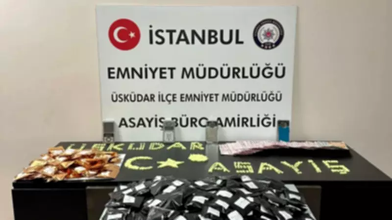 Üsküdar'da Uyuşturucu Satıcısı Suçüstü Yakalandı, Büyük Miktarda Madde Ele Geçirildi