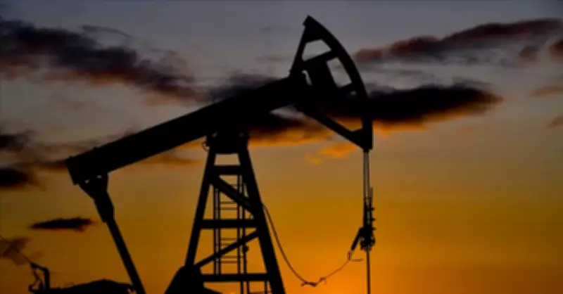 İspanya, Petrol Fiyatlarına Karşı Hamle Yaptı: 1.15 Milyon Varil Rezerv Piyasaya Sürülecek