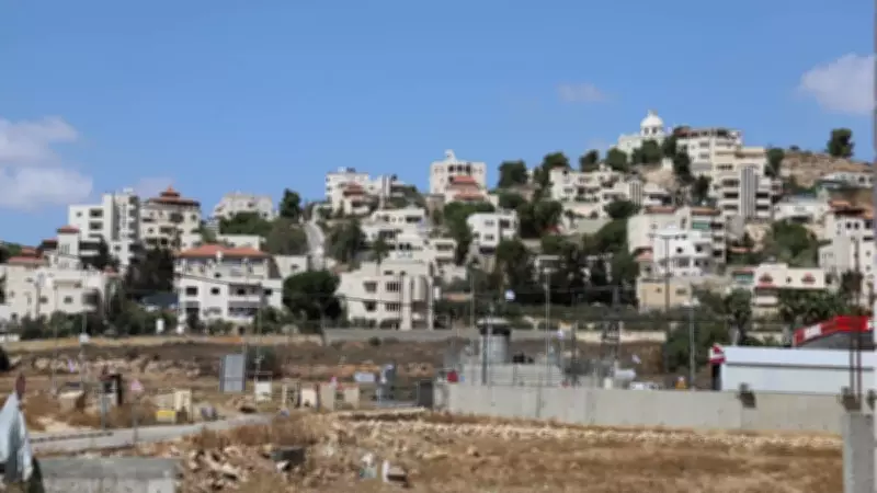 İsrail Güçleri Nablus'taki Kız Okuluna Baskın Düzenledi, Filistin Bayrağı Tahrip Edildi