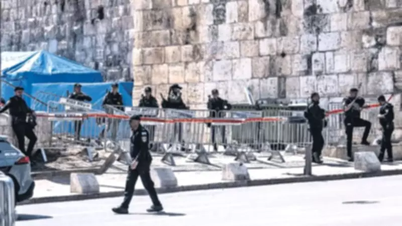 İsrail, Mescid-i Aksa'yı Kapatarak Uluslararası Hukuku İhlal Ediyor