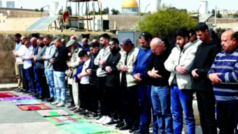 İsrail, Ramazan'ın Son Cuma Namazında da Mescid-i Aksa'ya Girişi Engelledi