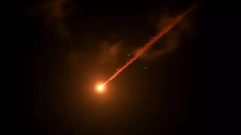 İsrail, Tahran'daki Füze Tesislerini Hedef Aldığını İddia Etti