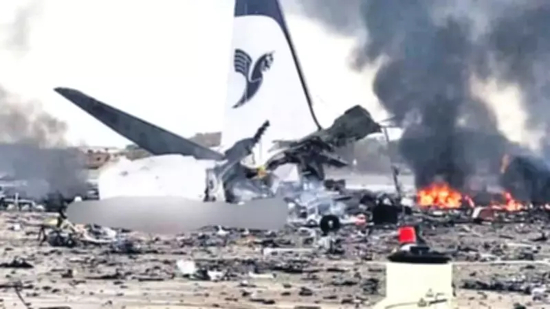 İsrail ve ABD'nin Tahran Saldırısı: Yolcu Uçağı da Vuruldu