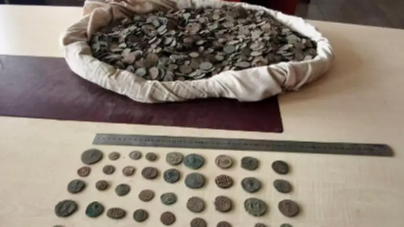 İstanbul'da Araçtan 8 Bin 582 Tarihi Eser Çıktı: Şüphelilerin İfadeleri Şaşırttı