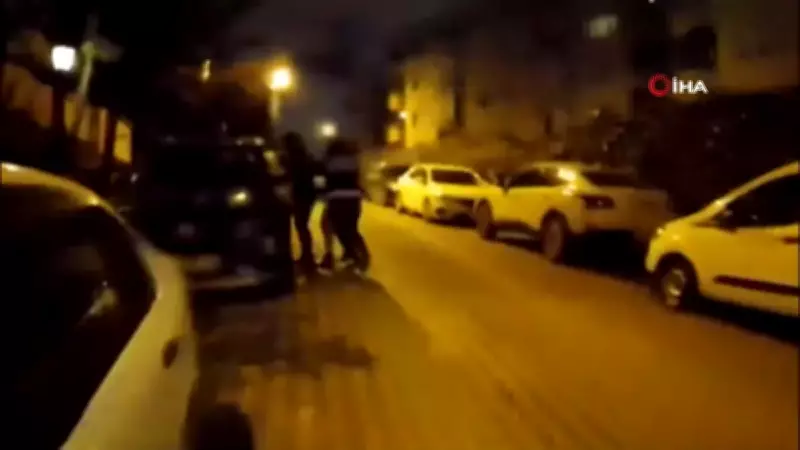 İstanbul'da Büyük Uyuşturucu Operasyonu: 22 Kilo Madde Ele Geçirildi, 10 Kişi Gözaltında