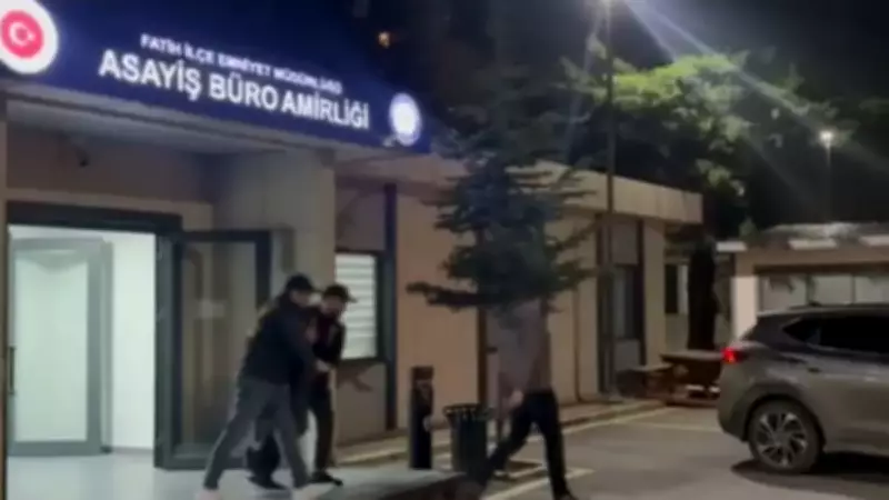 İstanbul'da Döviz Bürosuna Silahlı Soygun Girişimi: Şüpheli Yakalandı