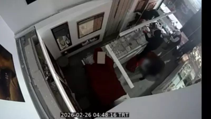 İstanbul'da Kuyumcu Soygunu: 2 Dakikada 18 Milyon Liralık Vurgun