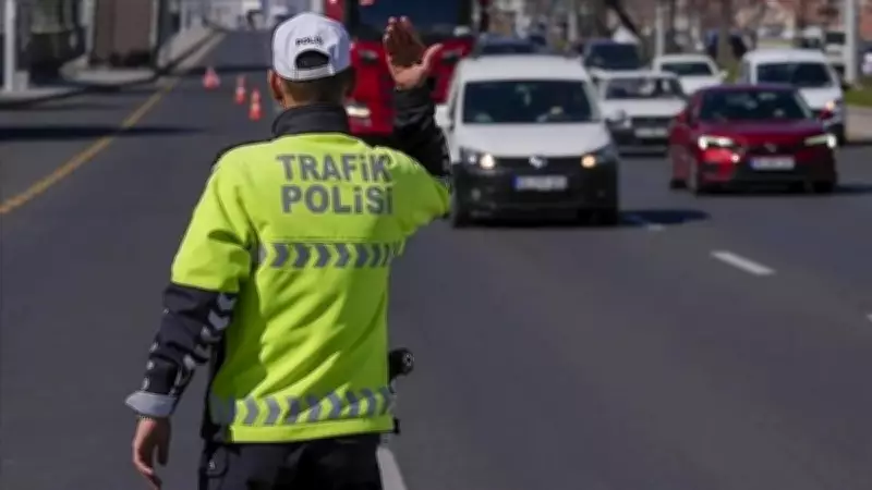 İstanbul'da İlber Ortaylı'nın Cenazesi Nedeniyle Yarın Birçok Yol Trafiğe Kapatılacak