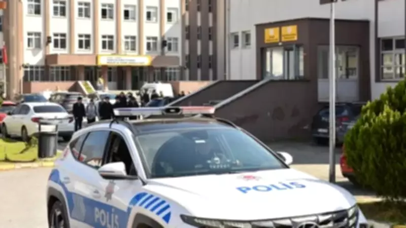 İstanbul'da Lisede Korkunç Saldırı: Öğretmen Hayatını Kaybetti