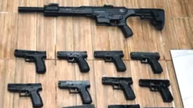 İstanbul'da Silah Operasyonu: 34 Tabanca ve Çok Sayıda Mühimmat Ele Geçirildi