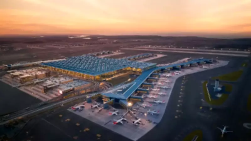 İstanbul'da Yoğun Sis: 13 Uçak Sabiha Gökçen'den İstanbul Havalimanı'na Yönlendirildi