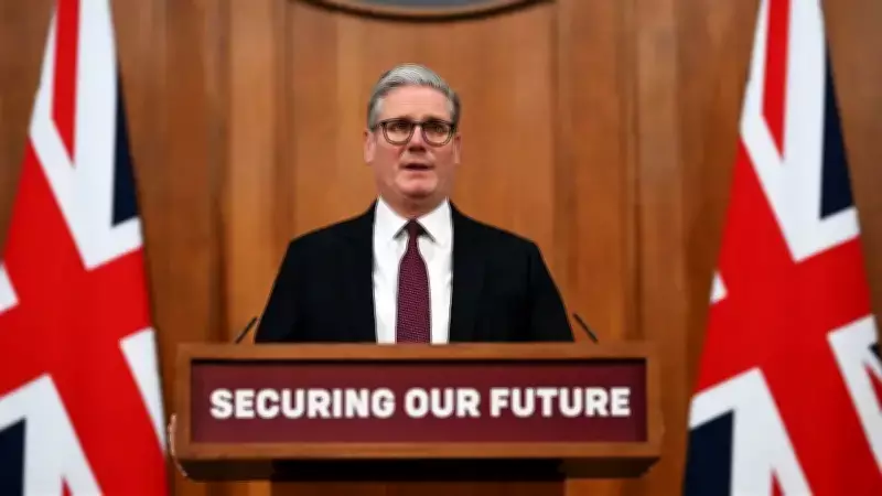 Starmer: Kıbrıs'taki İngiliz Üssü ABD'nin İran Saldırılarında Kullanılmadı